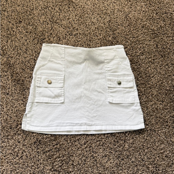 White Y2K Mini Skirt - Picture 1 of 2